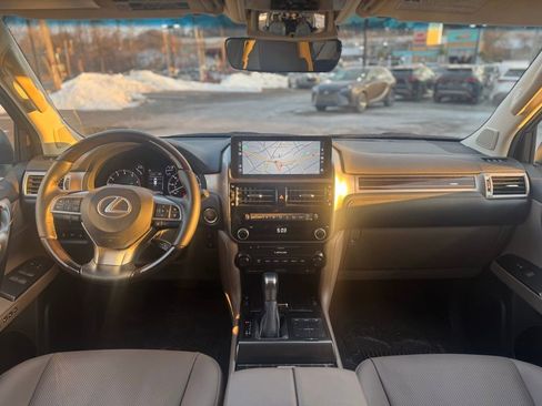 Certified 2023 Lexus GX 460 Premium w/ Premium Plus Package image 8