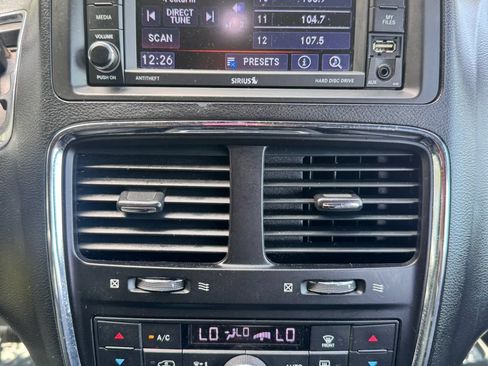 Used 2018 Dodge Grand Caravan GT FWD image 21