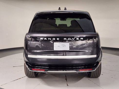 New 2026 Land Rover Range Rover Long Wheelbase Autobiography image 10