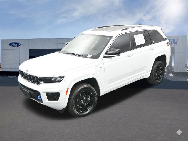 Used 2023 Jeep Grand Cherokee Overland w/ Luxury Tech Group IV AWD/4WD image 70