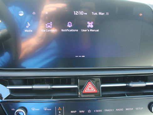 New 2026 Kia Niro EX w/ EX Premium Package FWD image 43