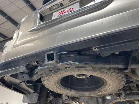 Used 2023 Lexus GX 460 Premium image 32