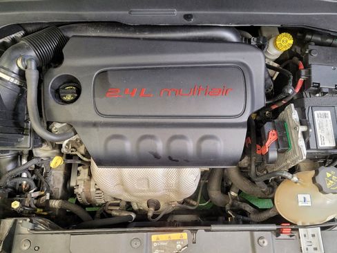 Used 2017 Jeep Renegade Latitude image 30