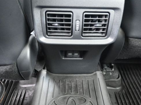 Used 2023 Toyota Venza Nightshade AWD/4WD image 14
