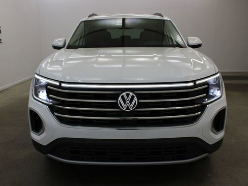 Used 2025 Volkswagen Atlas SE AWD/4WD image 7