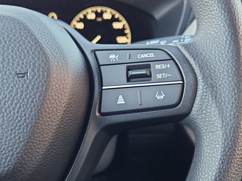 New 2026 Honda HR-V LX image 12