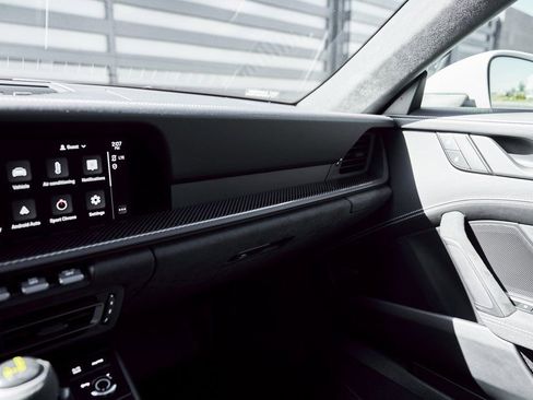 Used 2022 Porsche 911 GT3 image 68