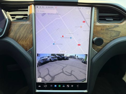 Used 2020 Tesla Model S Long Range AWD/4WD image 23