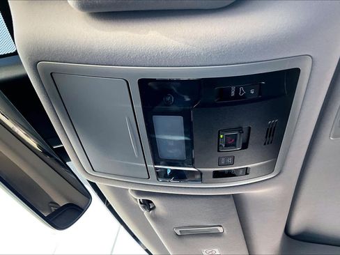 Used 2022 Lexus RX 350L FWD w/ Premium Package image 32