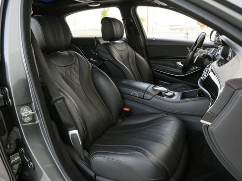Used 2020 Mercedes-Benz Maybach S 650 image 23