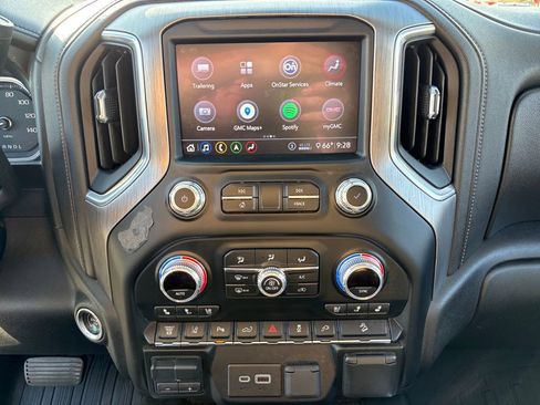 Used 2020 GMC Sierra 2500 Denali w/ Denali Ultimate Package image 25