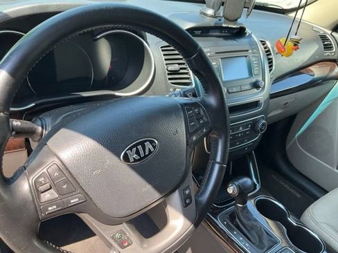Used 2015 Kia Sorento EX FWD image 10