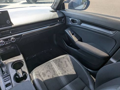 Used 2023 Honda Civic Sport image 15