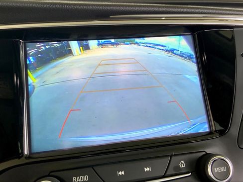 Used 2020 Buick Envision Essence w/ Experience Buick Package FWD image 27