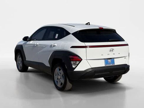 New 2026 Hyundai Kona SE image 3