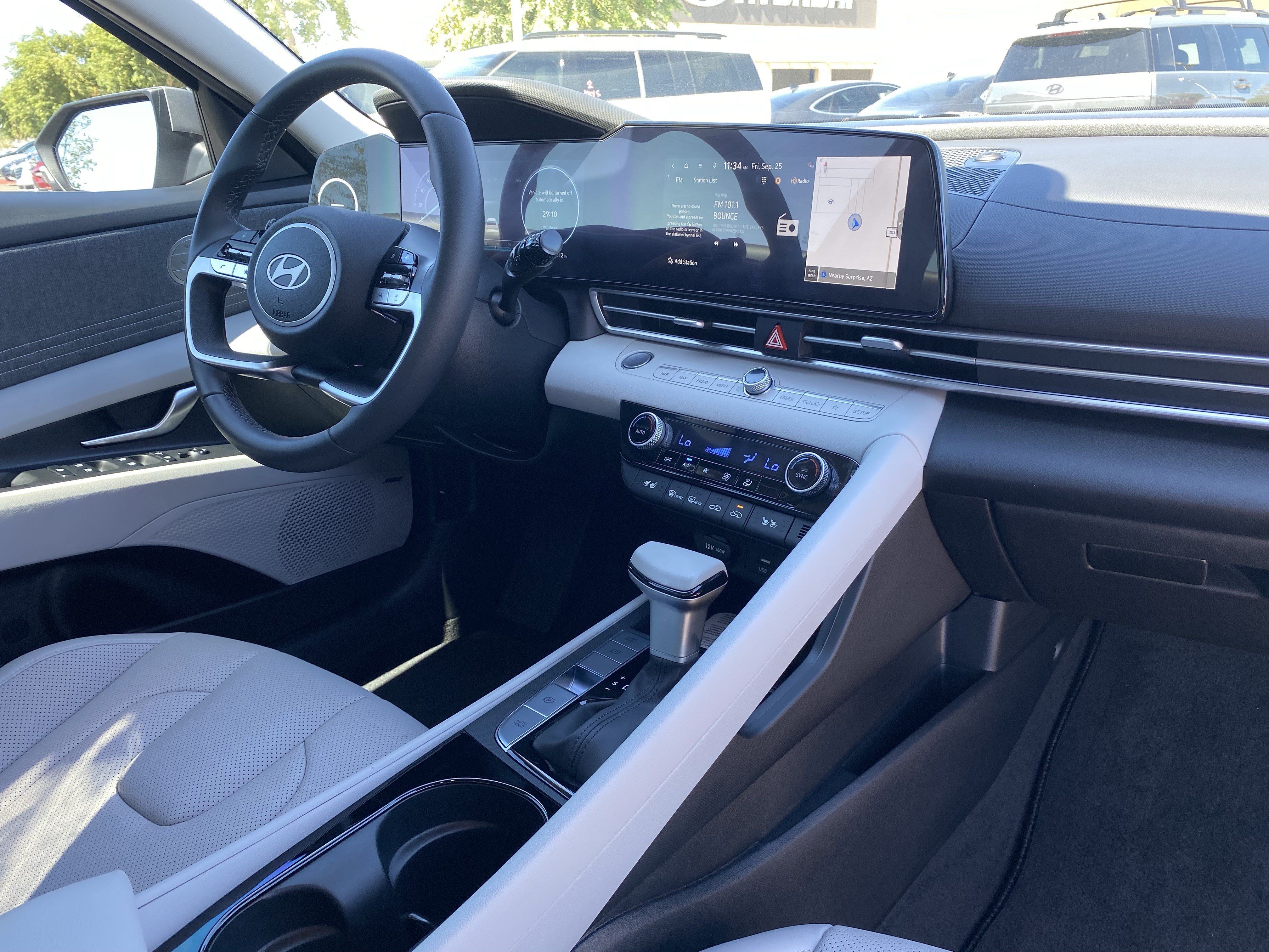 Certified 2026 Hyundai Elantra Limited FWD image 12
