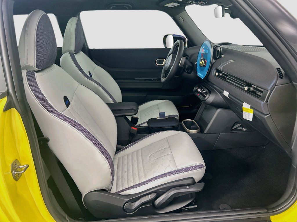 New 2027 MINI Cooper 2-Door Hardtop FWD image 18