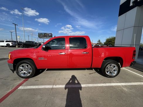 Used 2013 GMC Sierra 1500 SLE image 2
