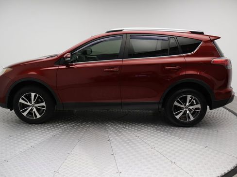 Used 2018 Toyota RAV4 XLE image 12