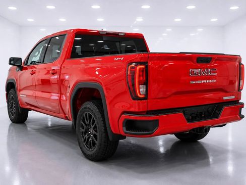 Used 2023 GMC Sierra 1500 Elevation AWD/4WD image 3