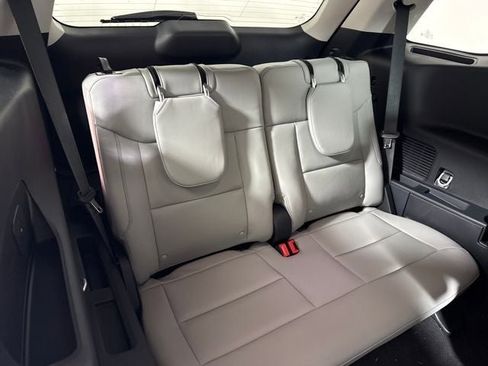 New 2026 Ford Explorer Active w/ Active Comfort Package AWD/4WD image 15