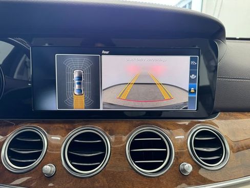 Certified 2017 Mercedes-Benz E 300 image 27
