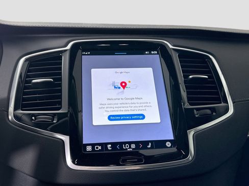 New 2025 Volvo XC90 B6 Ultra w/ Protection Package Premier image 11