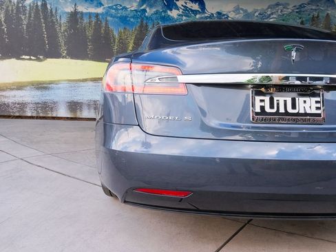 Used 2017 Tesla Model S 100D image 37