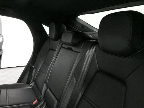 Used 2026 Porsche Cayenne Coupe AWD/4WD image 23