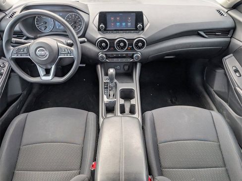 Used 2023 Nissan Sentra S image 5