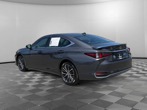 Used 2024 Lexus ES 250 w/ Premium Package AWD/4WD image 3