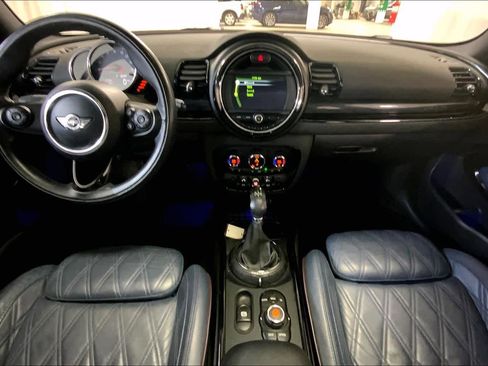 Used 2017 MINI Cooper Clubman S image 16