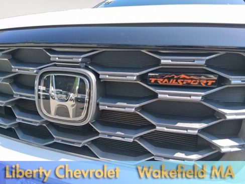 Used 2024 Honda Passport TrailSport image 9