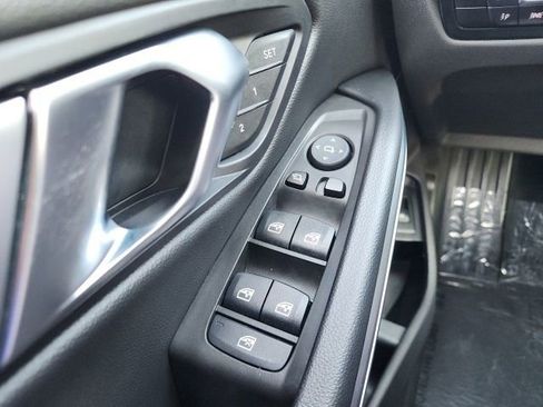 Used 2023 BMW 330i xDrive Sedan w/ Driving Assistance Package image 37