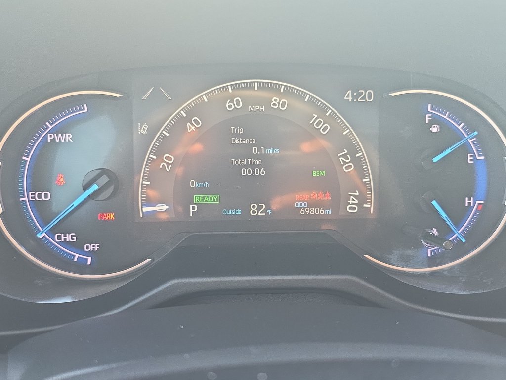 Used 2020 Toyota RAV4 XSE w/ All Weather Liner Package AWD/4WD image 17