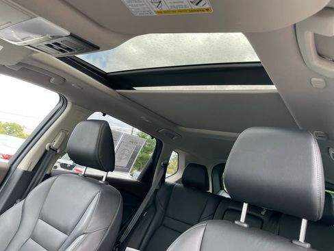 Certified 2023 Nissan Rogue SL w/ SL Premium Package image 24