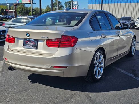 Used 2013 BMW 328i Sedan RWD image 5