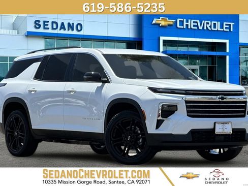 New 2026 Chevrolet Traverse LT FWD image 1