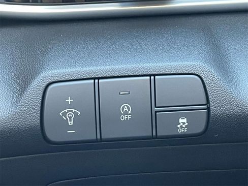 New 2026 Hyundai Elantra SE image 16