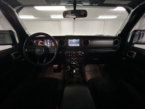 Used 2018 Jeep Wrangler Unlimited Sport AWD/4WD image 19