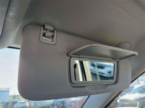 Certified 2024 Chevrolet Equinox LS image 32