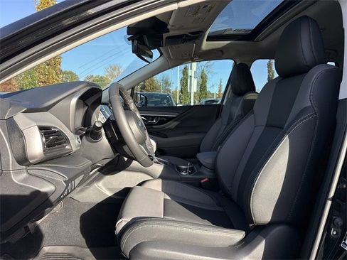 Certified 2025 Subaru Outback Onyx Edition w/ Popular Package #2 image 11