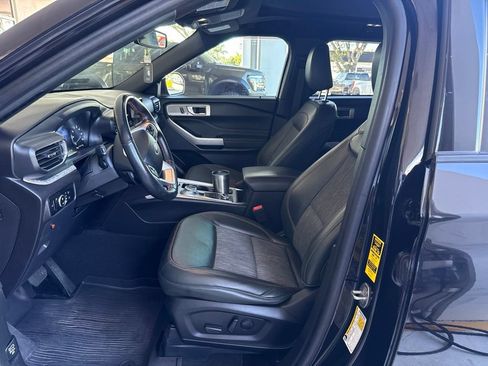 Used 2023 Ford Explorer Timberline w/ Timberline Technology Package AWD/4WD image 3