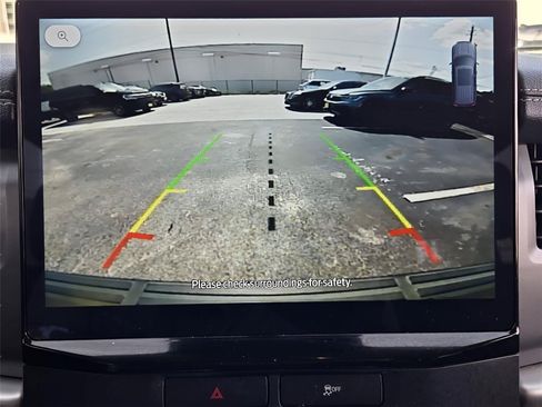 Used 2022 Ford Expedition Max XLT RWD image 16