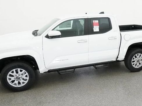 New 2026 Toyota Tacoma SR5 image 2