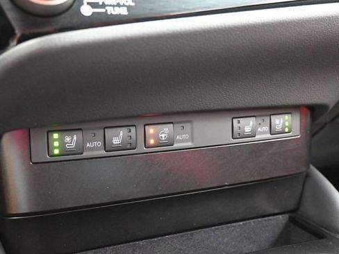 Used 2024 Lexus ES 350 F Sport w/ Accessory Package (Z2) FWD image 23