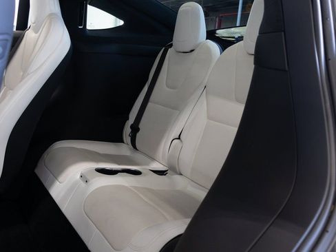 Used 2022 Tesla Model X Plaid image 20