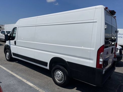 Used 2025 RAM ProMaster 3500 w/ Safety Group FWD image 4