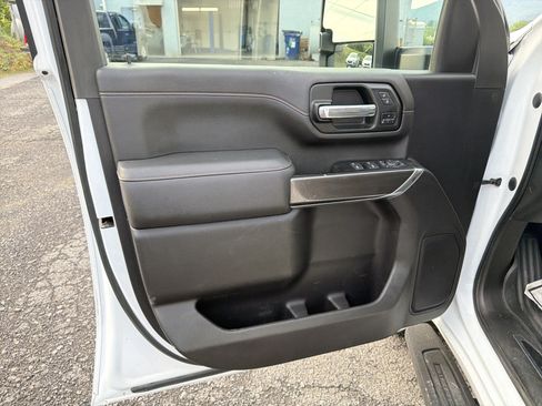 Used 2022 GMC Sierra 2500 AT4 AWD/4WD image 16