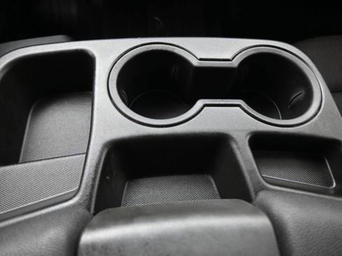 Used 2024 GMC Sierra 1500 Elevation image 9